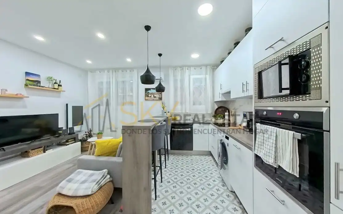 Kitchen of Flat for sale in Madrid  with Air Conditioner and Heating
