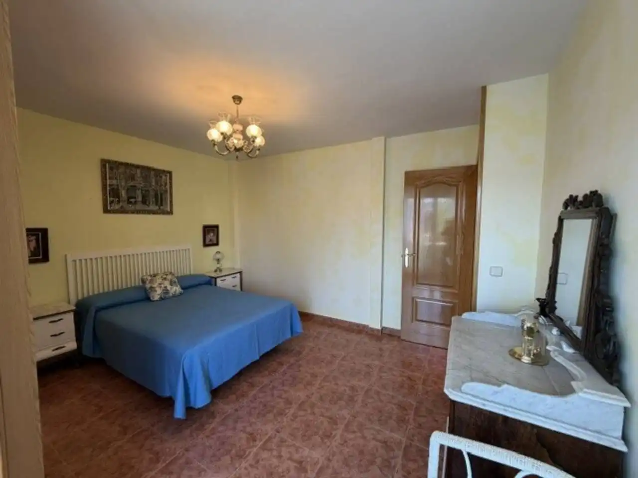 Bedroom of Flat for rent in Buitrago del Lozoya  with Heating and Furnished
