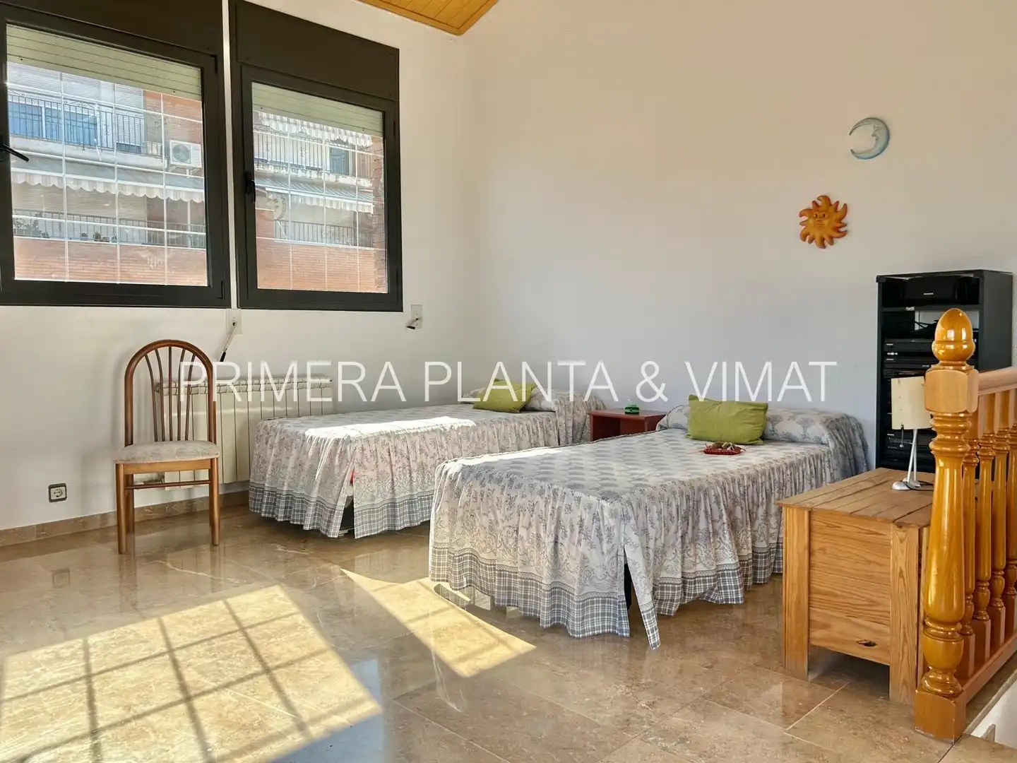 Dormitori de Casa o xalet en venda en Mataró amb Calefacció, Terrassa i Piscina