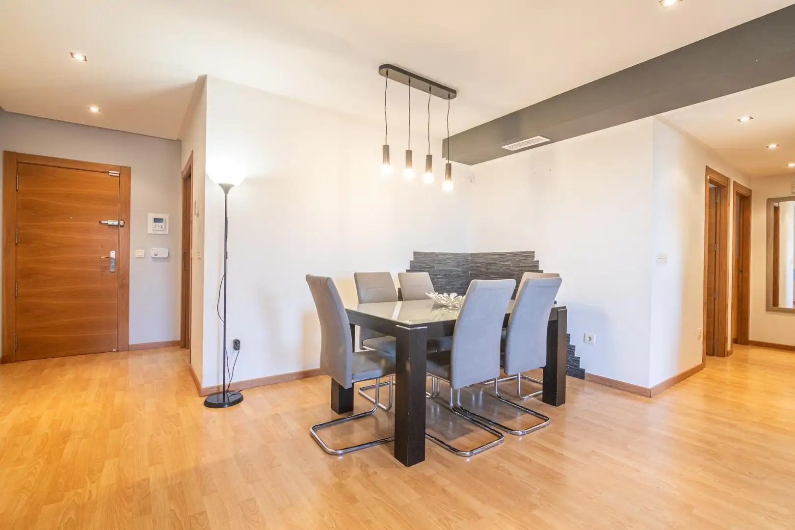 Dining room of Flat for sale in Crevillent  with Air Conditioner, Terrace and Community pool