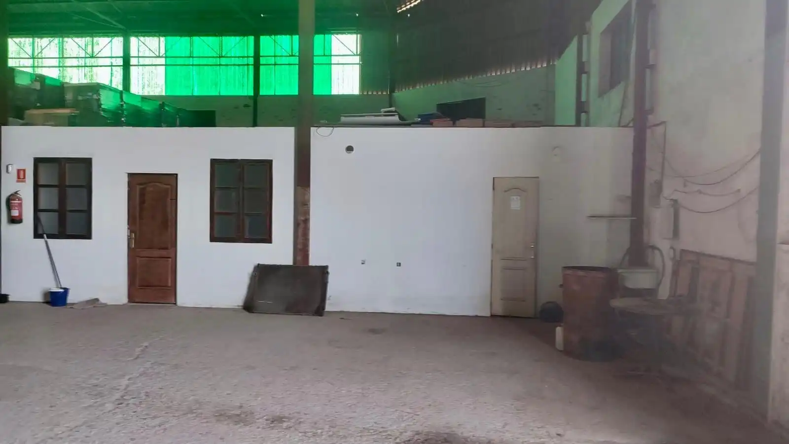 Nave industrial en venta en Tocina