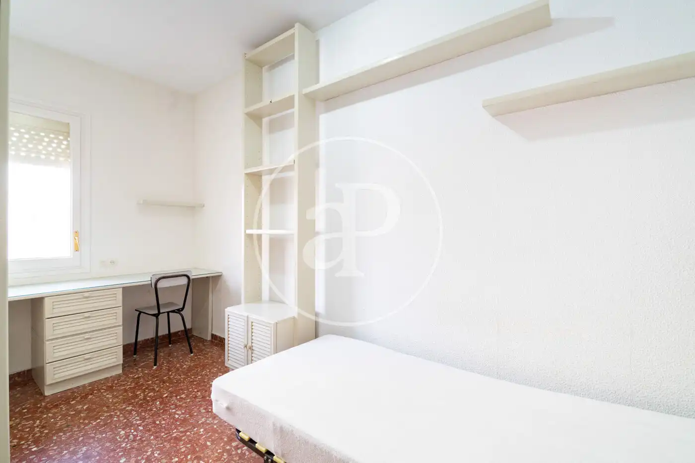 Habitación de Piso de alquiler en Barcelona con Calefacción, Terraza y Amueblado