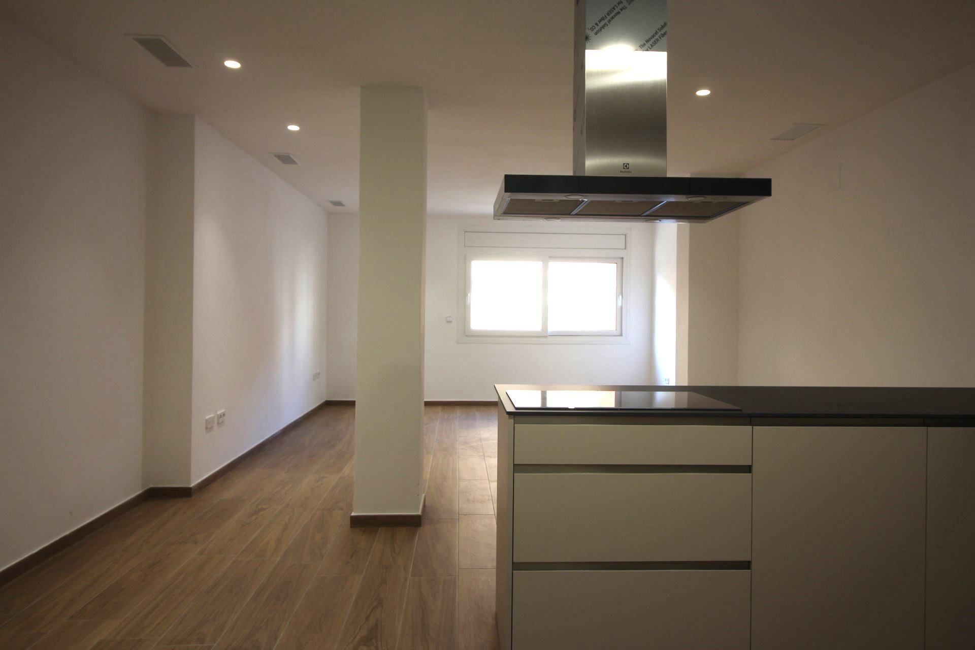 Cuina de Planta baixa en venda en Figueres amb Calefacció