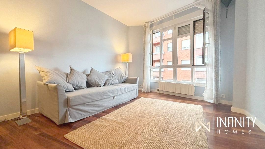 Sala de estar de Piso de alquiler en Bilbao  con Calefacción y Trastero