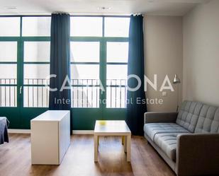 Exterior view of Apartment to rent in  Barcelona Capital  with Air Conditioner and Balcony