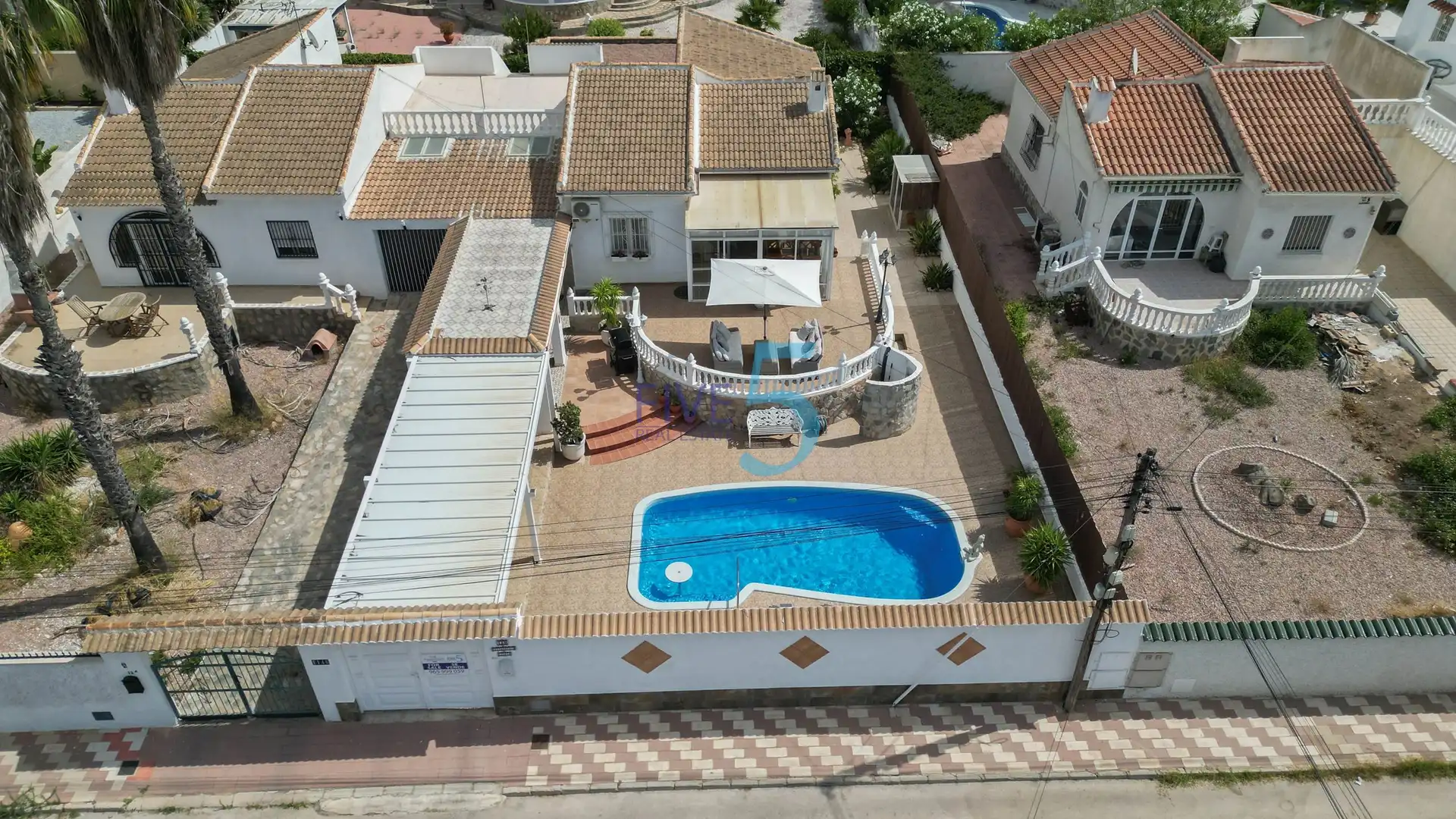 Casa con piscina in vendita a Zona Carrefour - Urbanizaciones, imagen 2