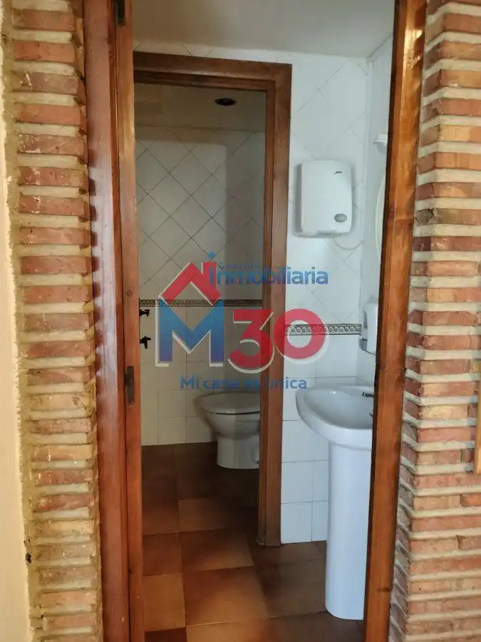 Bathroom of Commercial properties for sale in Valdegovia / Gaubea