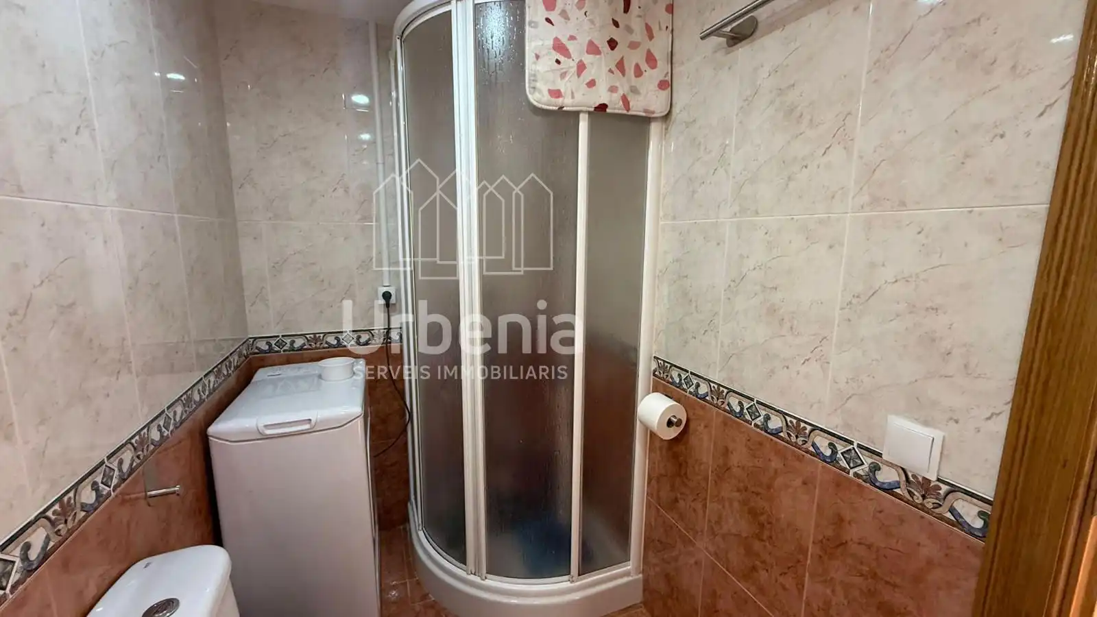 Badezimmer von Wohnung zum Verkauf in Malgrat de Mar mit Klimaanlage, Heizung und Terrasse