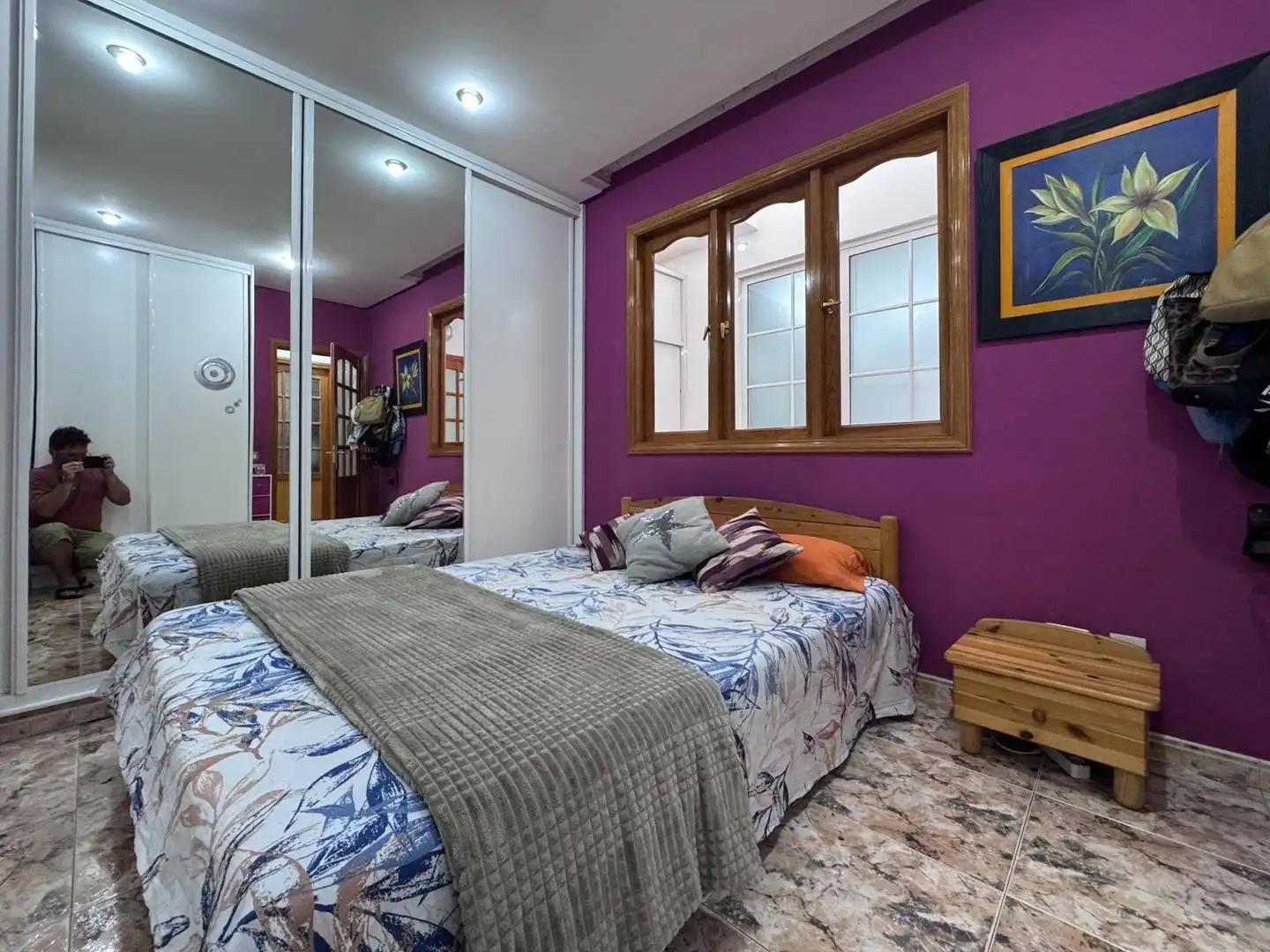 Habitación de Casa adosada en venta en Telde con Terraza, Trastero y Balcón