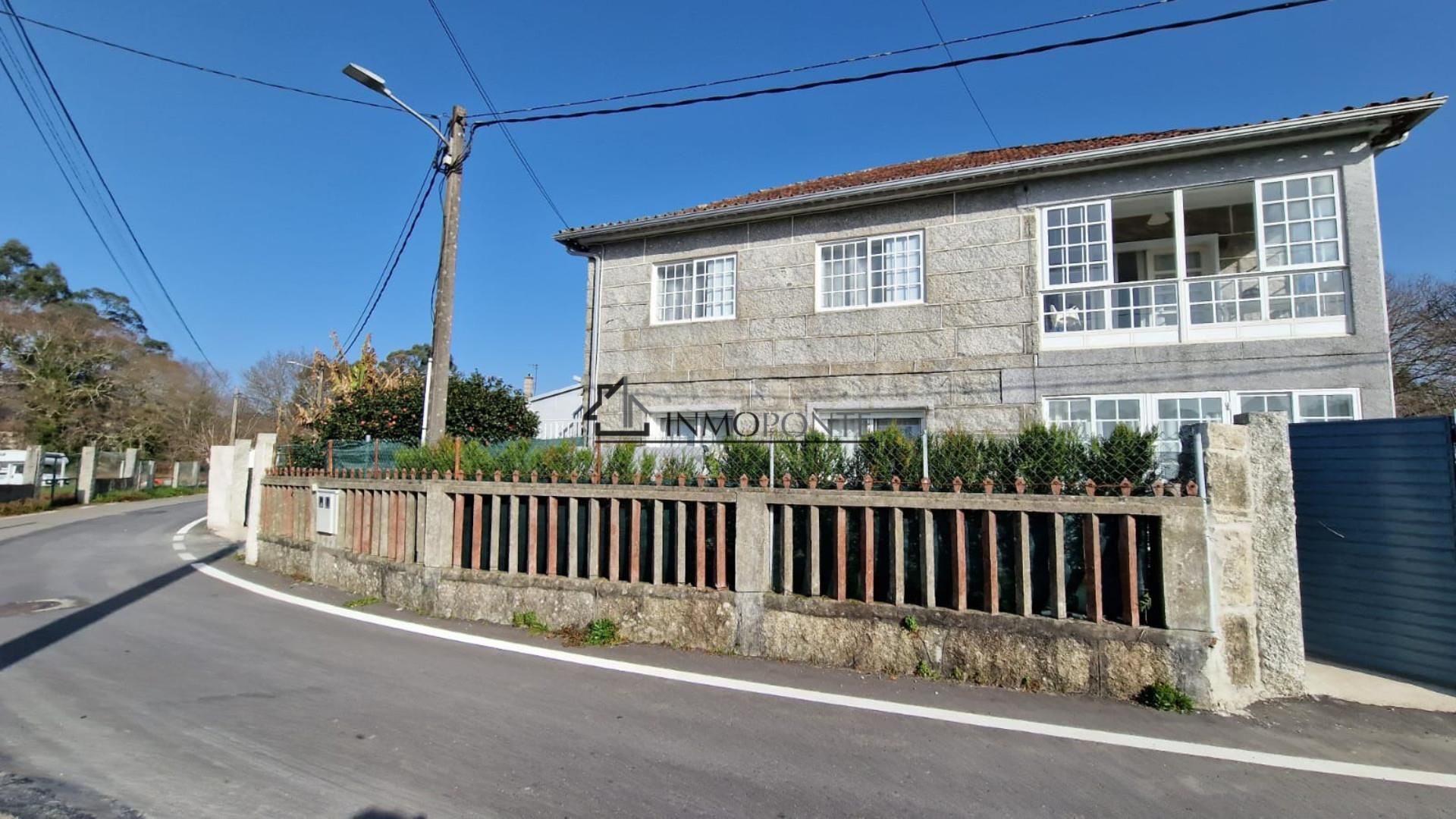 Exterior view of House or chalet for sale in Pontevedra Capital   with Private garden