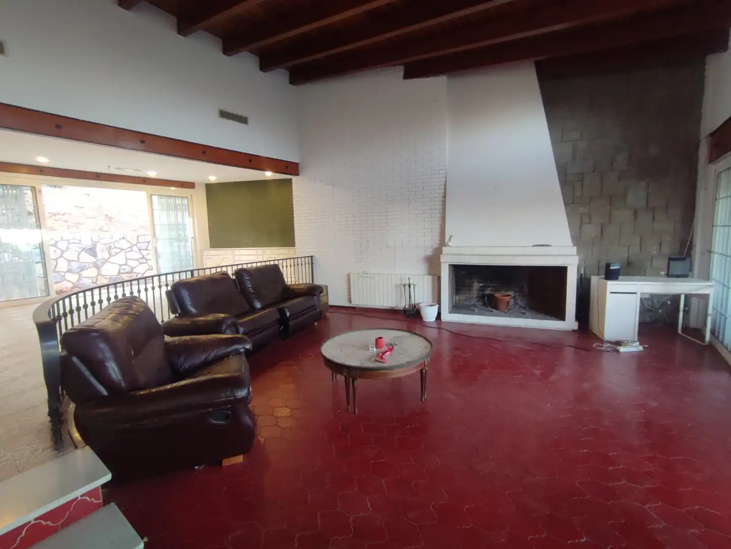 Sala d'estar de Casa o xalet en venda en Pallejà amb Aire condicionat, Calefacció i Jardí privat