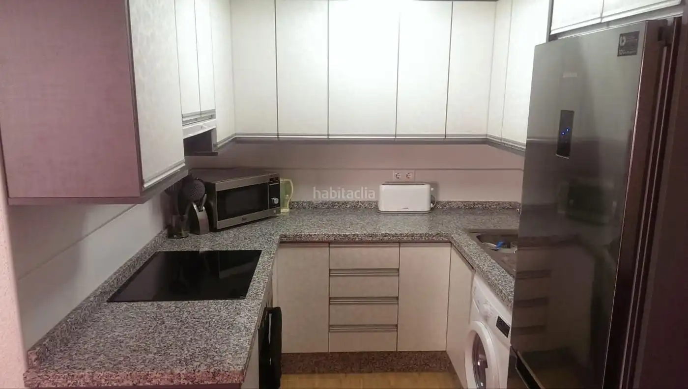 Duplex to rent in Calle Biar 18, imagen 4