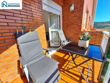 Apartament amb balcó en venda a Calle LAS VIÑAS
