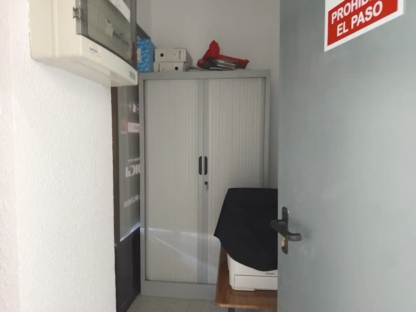 Dormitori de Local en venda en Zaragoza