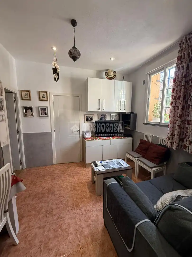 Living room of Flat for sale in Madrid  with Air Conditioner and Heating