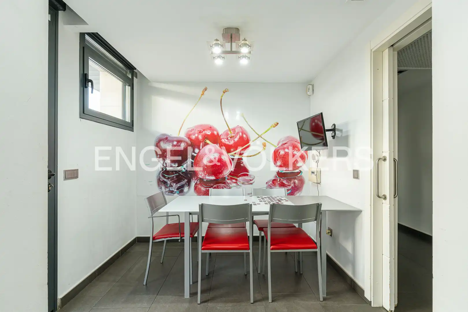Dining room of Detached homes for sale in Valdemoro  with Air Conditioner, Heating and Private garden