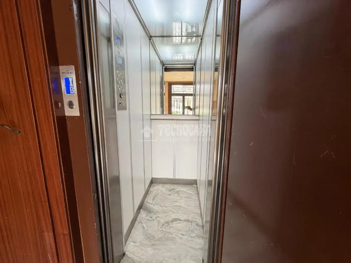 Flat for sale in Zaragoza  with Heating
