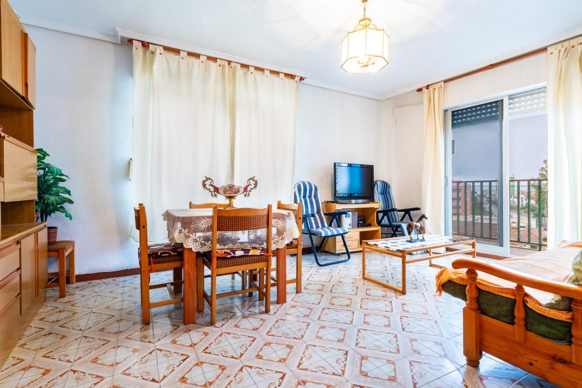 Piso en venta en Carrer de Velázquez, 93, Centro