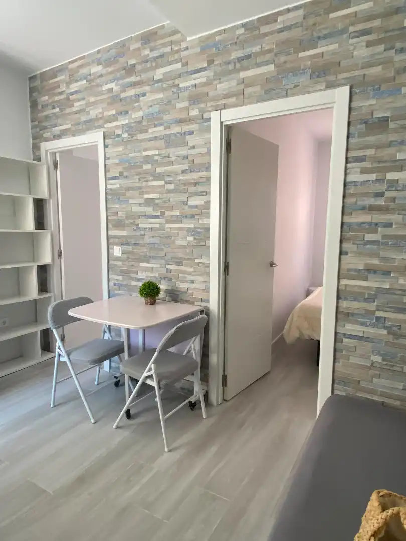 Dining room of Flat for rent in Madrid  with Air Conditioner, Heating and Parquet flooring