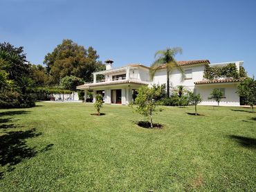 Maison avec piscine à vendre à Estepona Pueblo