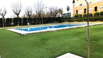 Piscina de Pis en venda en  Córdoba Capital amb Calefacció, Jardí privat i Parquet