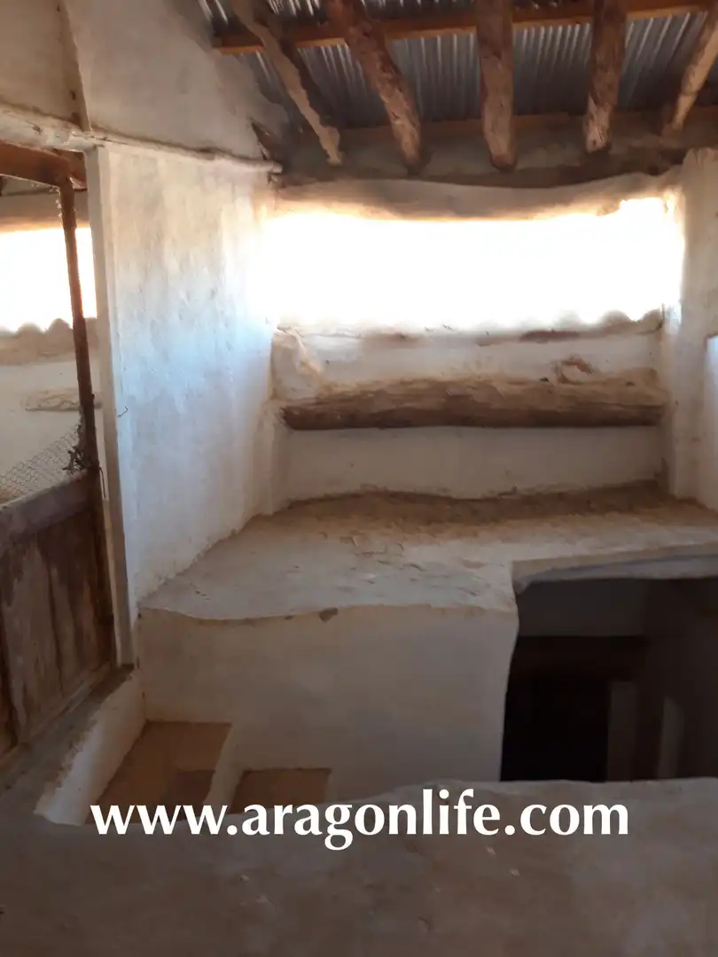 Houses for sale in Fabara  with Storage room, Furnished and Oven