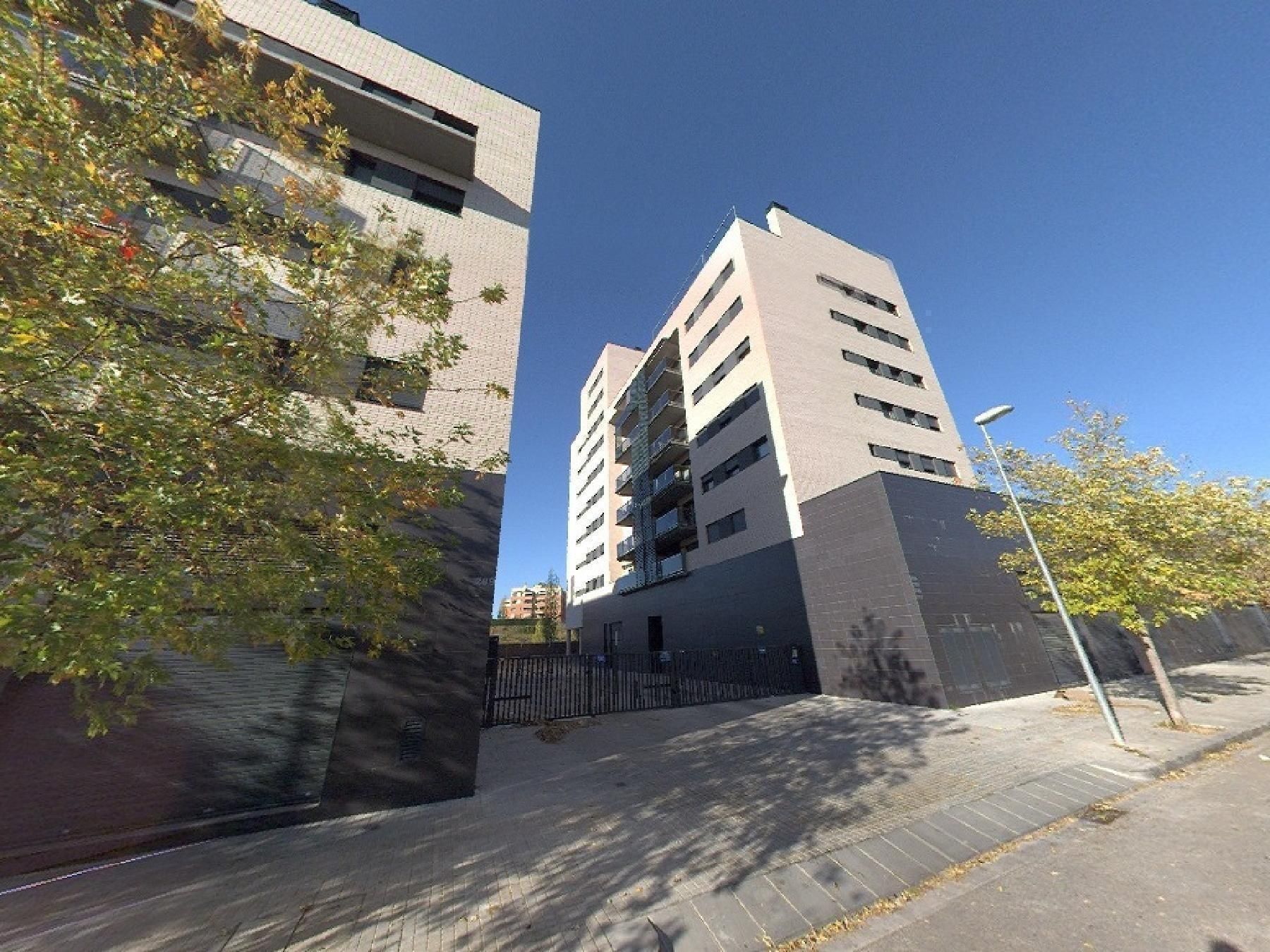 Exterior view of Duplex for sale in Sabadell  with Terrace and Storage room
