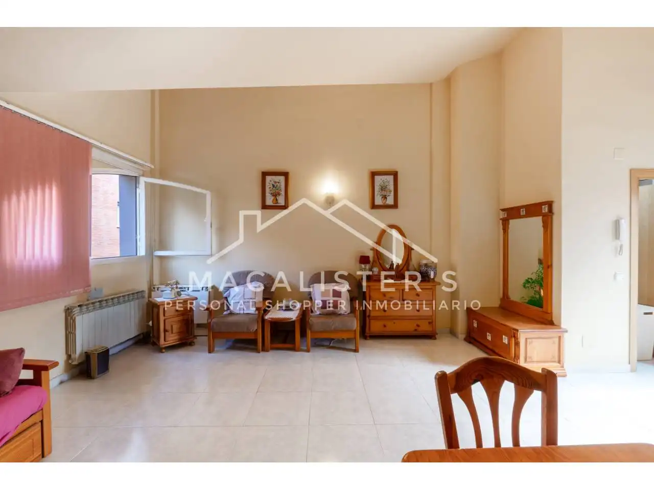 Sala d'estar de Casa adosada en venda en Vilassar de Mar amb Aire condicionat, Calefacció i Parquet