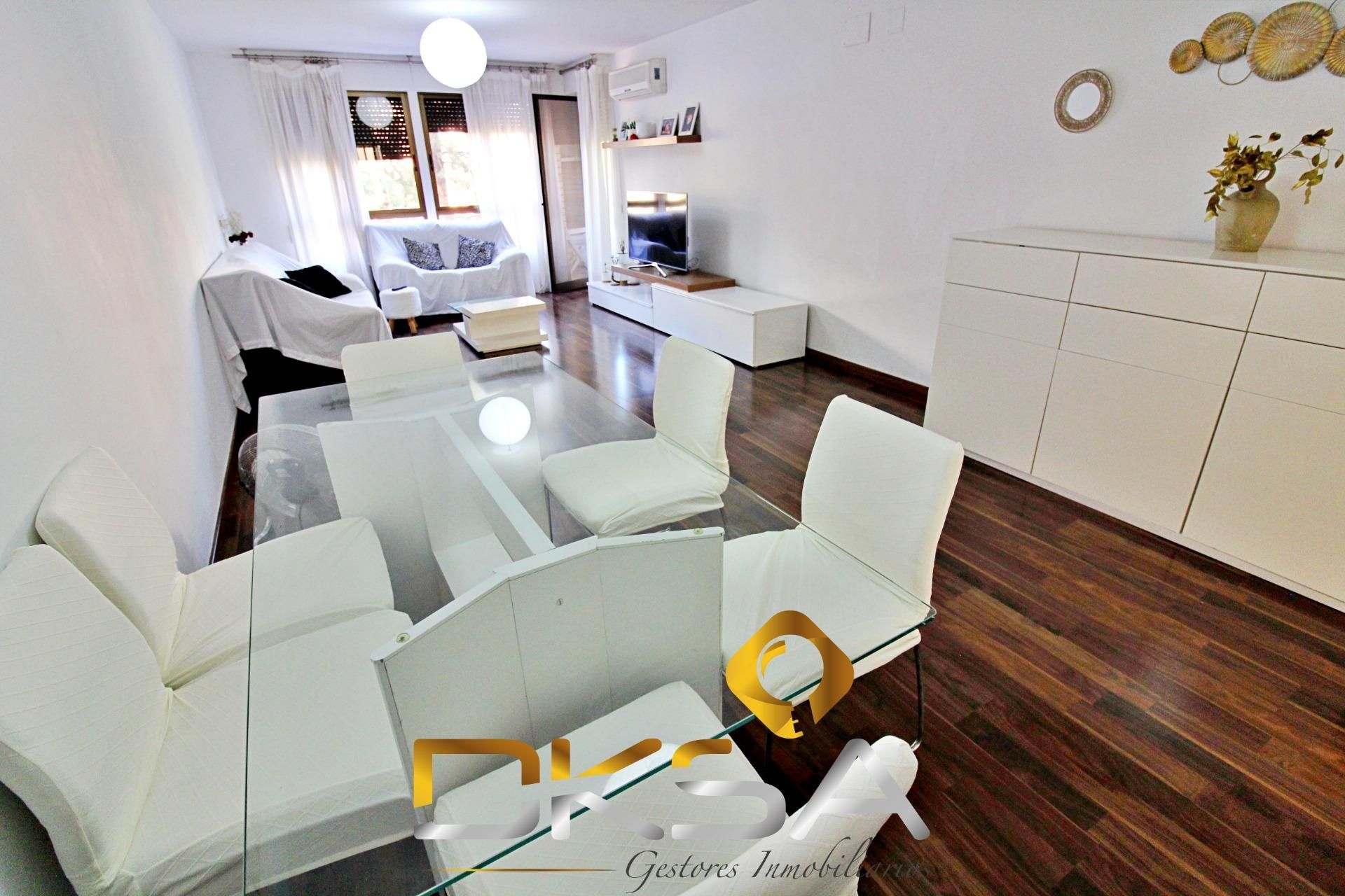 Exterior view of Flat for sale in Vila-real  with Air Conditioner, Heating and Parquet flooring