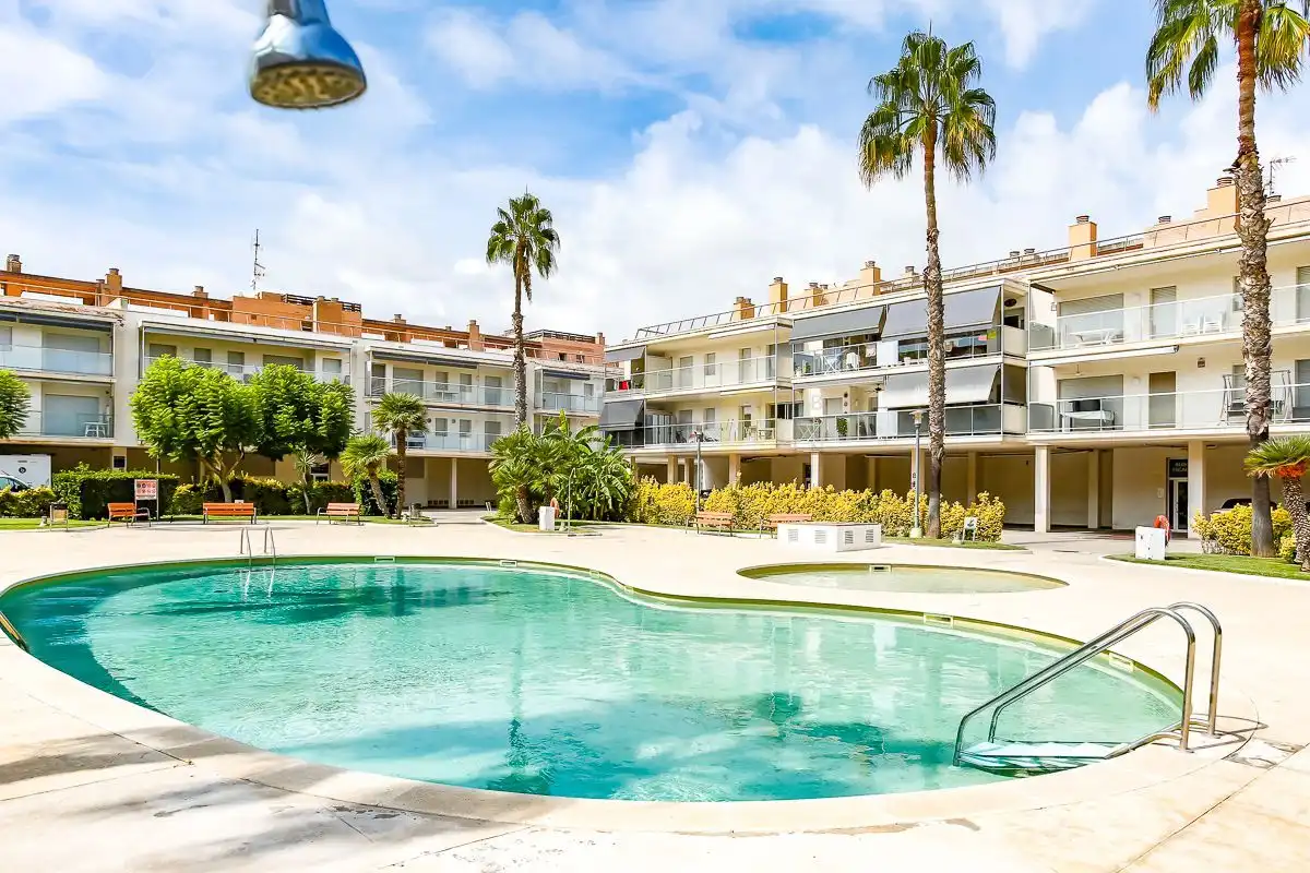 Pis amb piscina en venda a Les Salines - Pla de Sant Pere, imagen 4