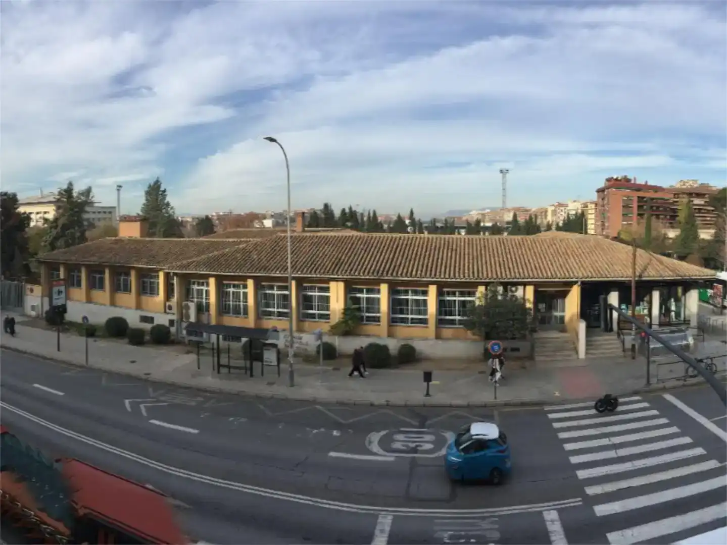 Vista exterior de Pis en venda en Granada amb Jardí privat, Traster i Balcó