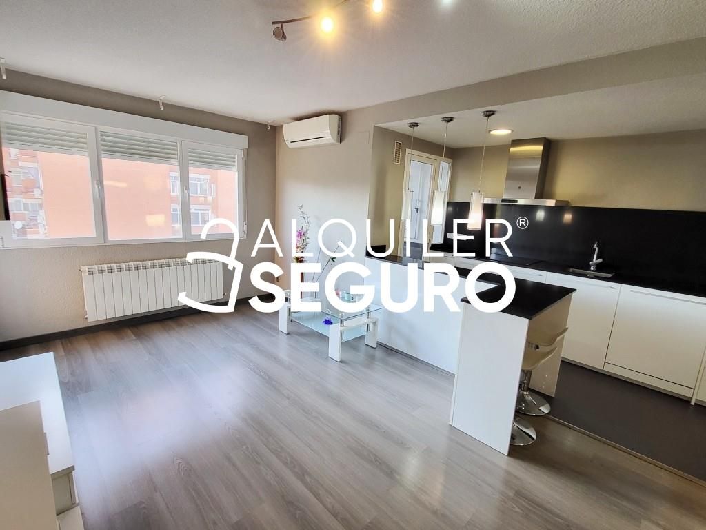 Bedroom of Flat to rent in Fuenlabrada  with Air Conditioner, Heating and Terrace