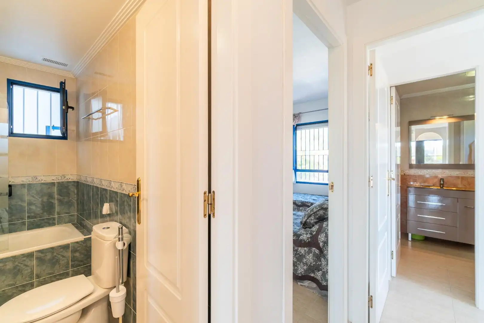 Apartments for sale in Orihuela  with Air Conditioner, Swimming Pool and Furnished