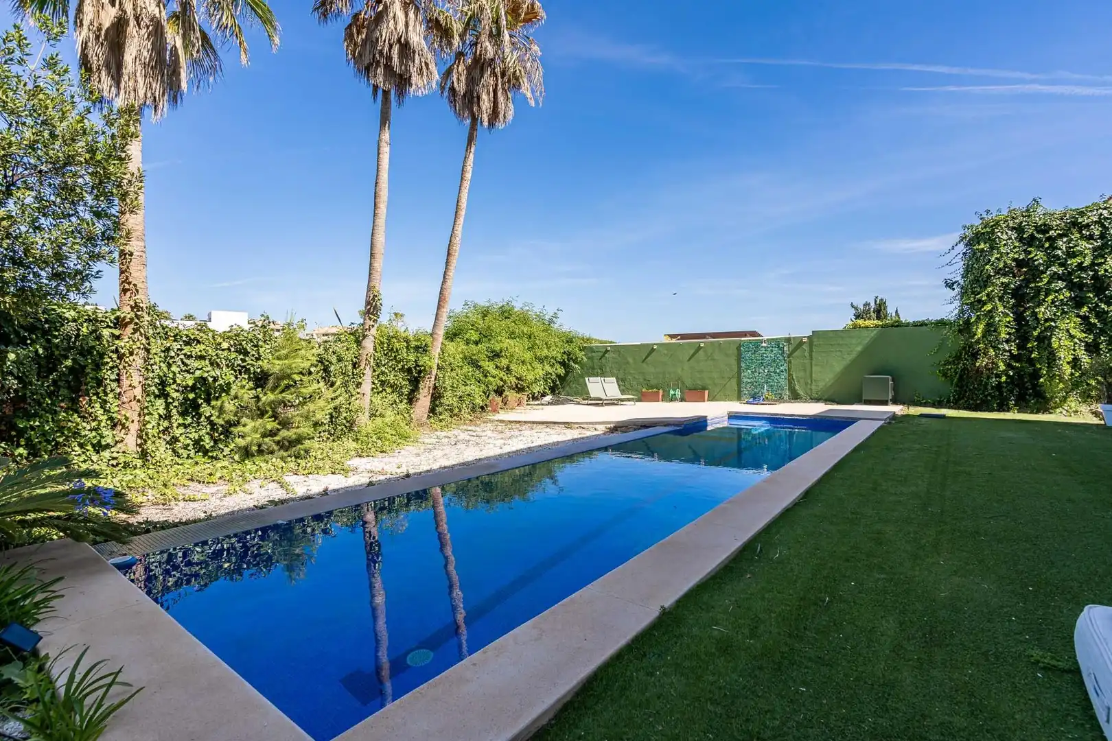 Swimming pool of Houses for sale in Mijas  with Air Conditioner, Heating and Private garden