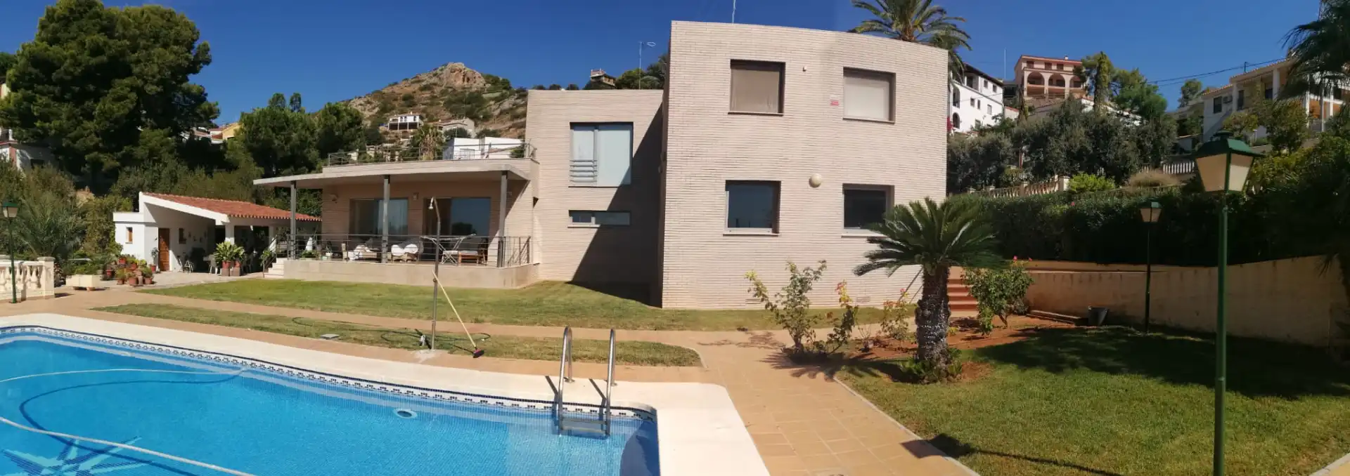Vista exterior de Casa o chalet en venta en Castellón de la Plana / Castelló de la Plana con Calefacción, Jardín privado y Terraza