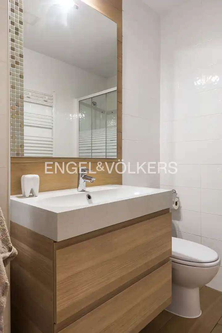 Bathroom of Flat for sale in Meco  with Air Conditioner, Heating and Parquet flooring