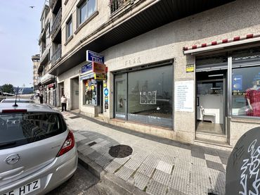 Gewerbefläche zum Verkauf in Rúa de Sanjurjo Badía 6