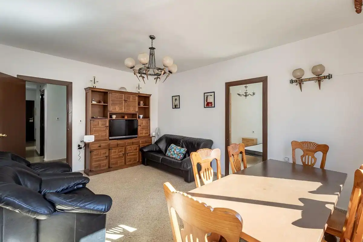 Piso con terraza en venta en Calle CISNE 9, imagen 4