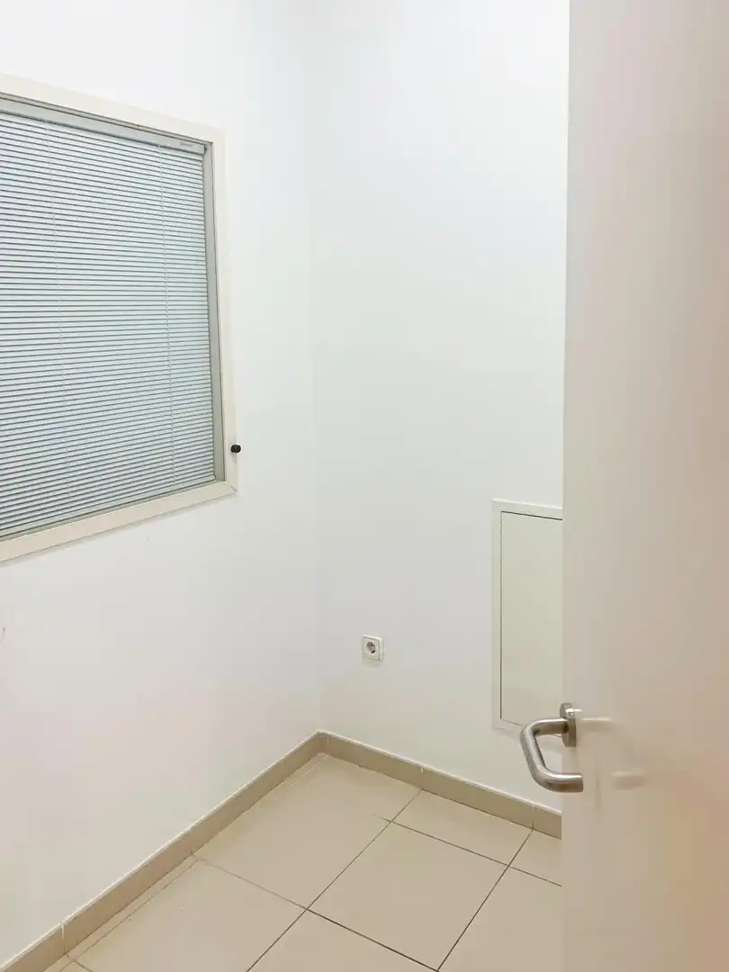 Local comercial de lloguer a Núcleo urbano, imagen 12