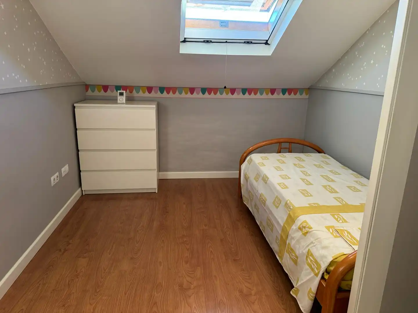 Habitación de Dúplex en venta en Alcázar de San Juan con Aire acondicionado, Calefacción y Amueblado