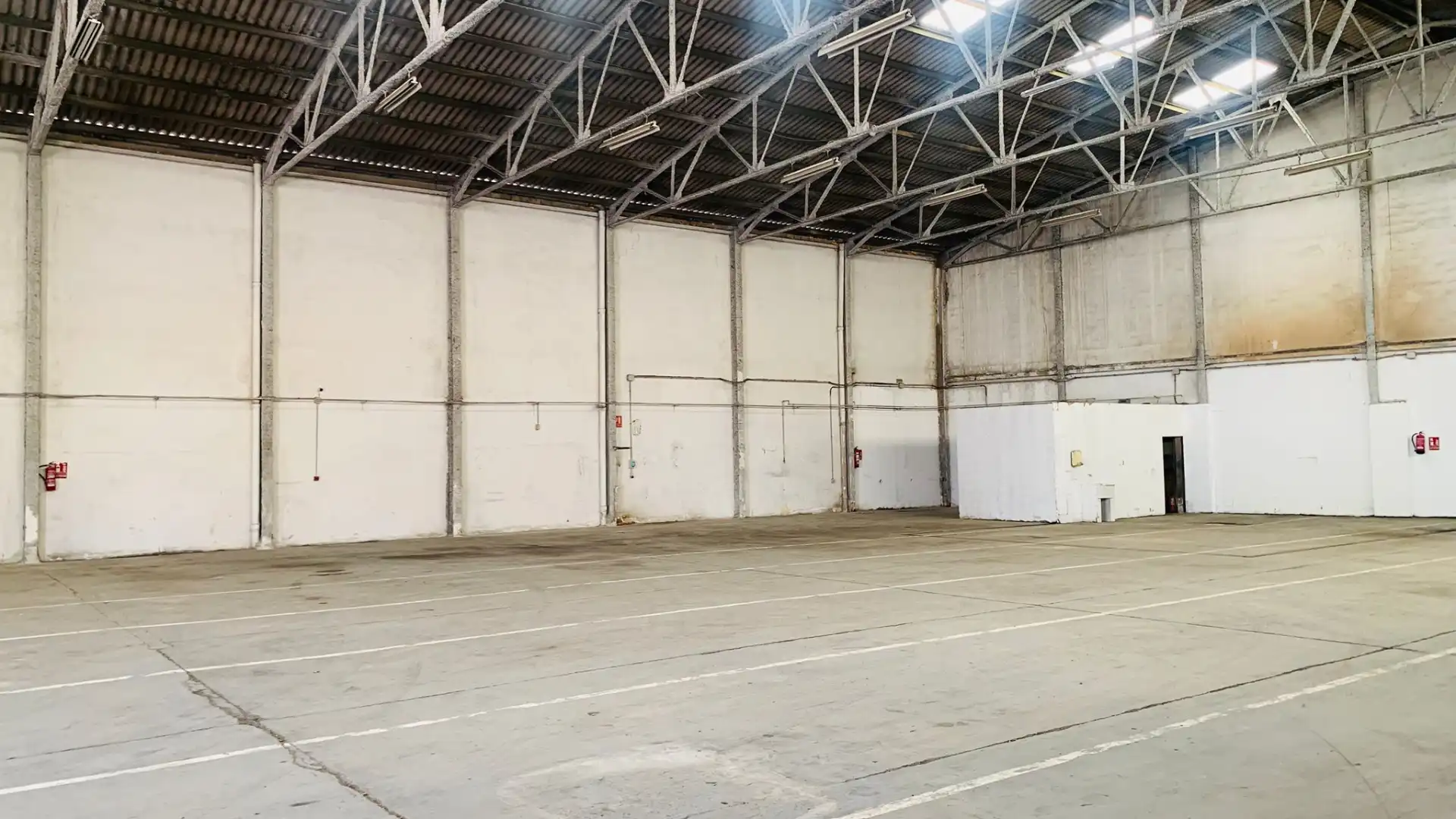 Industrial building to rent in Carrer Ciutat de Sevilla 36A, imagen 6
