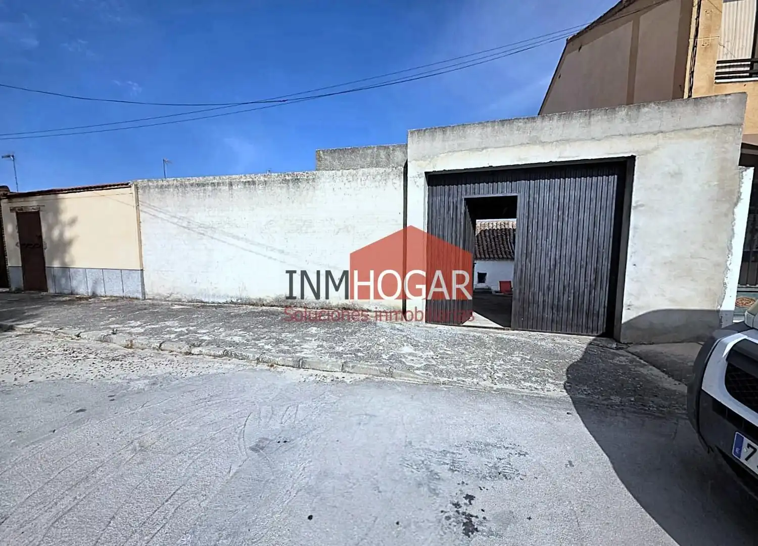 Vista exterior de Casa o chalet en venta en Madrigal de las Altas Torres con Amueblado