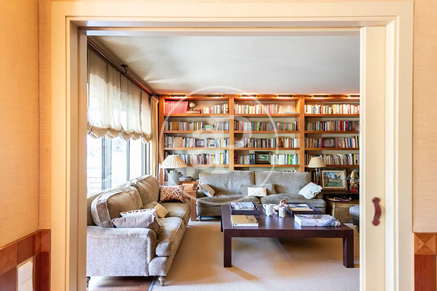 Sala de estar de Piso en venta en Barcelona con Aire acondicionado, Calefacción y Jardín privado