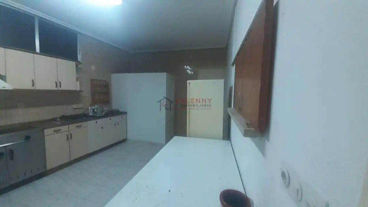 Kitchen of Commercial properties for rent in Toén  with Furnished