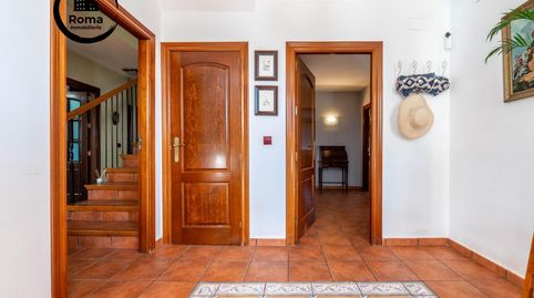 ¡¡ Impresionante chalet dividido en dos viviendas con piscina y zona ajardinadas, imagen 2
