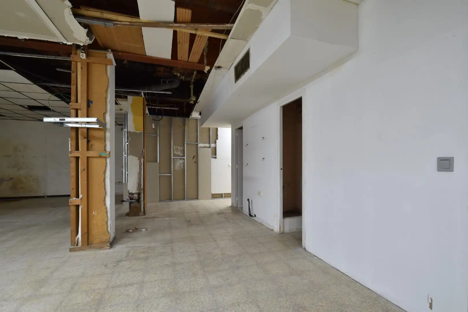 Locale commerciale in vendita a Carrer Anselm Clave 4-10, imagen 9