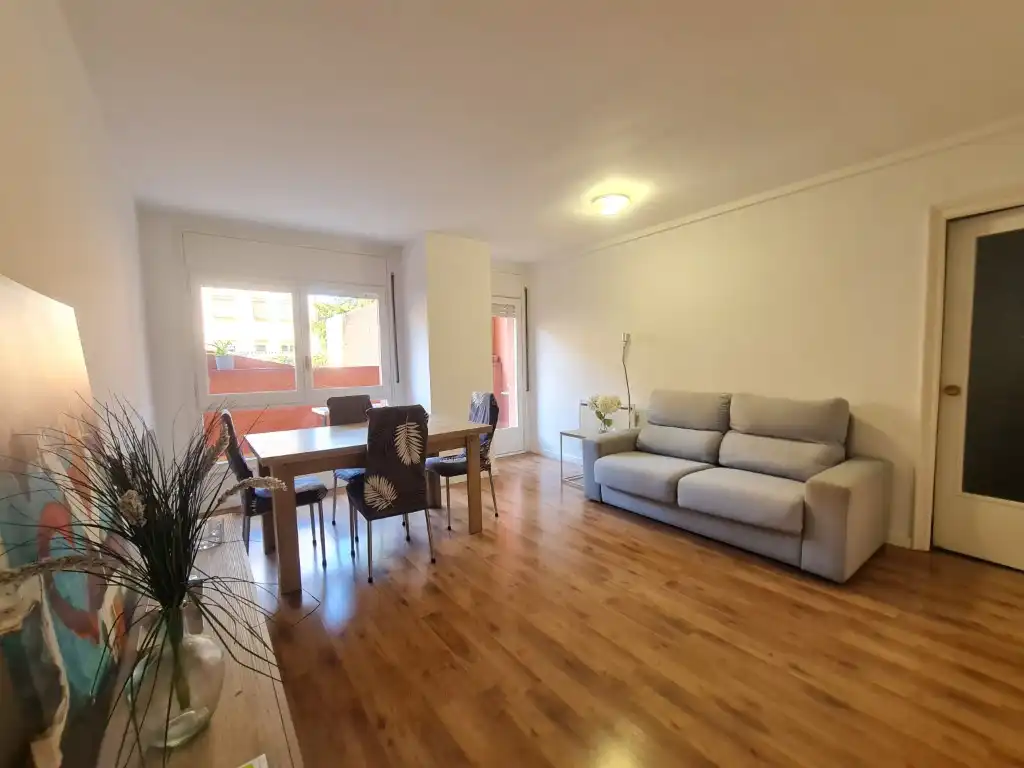 Exterior view of Flat for rent in Girona
