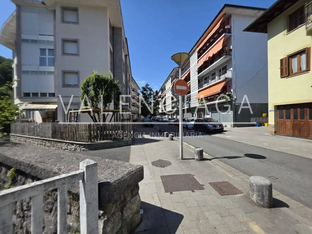 Vista exterior de Piso en venta en Zaldibia con Terraza