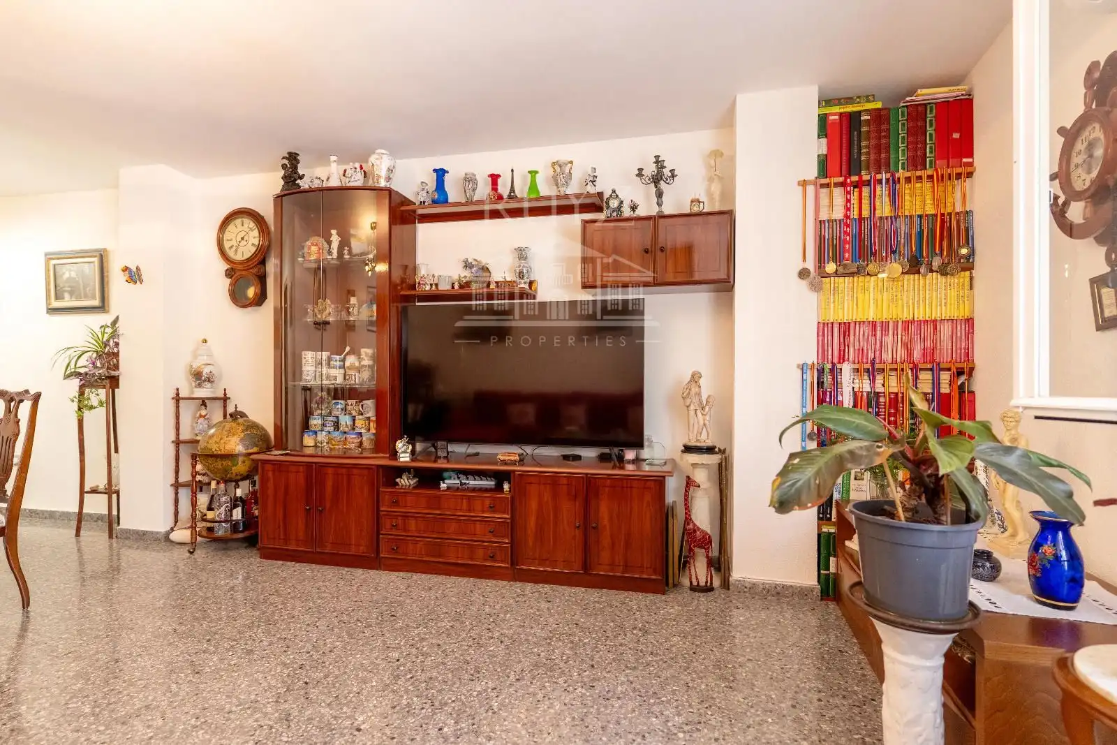 Sala de estar de Piso en venta en Motril con Aire acondicionado, Calefacción y Trastero