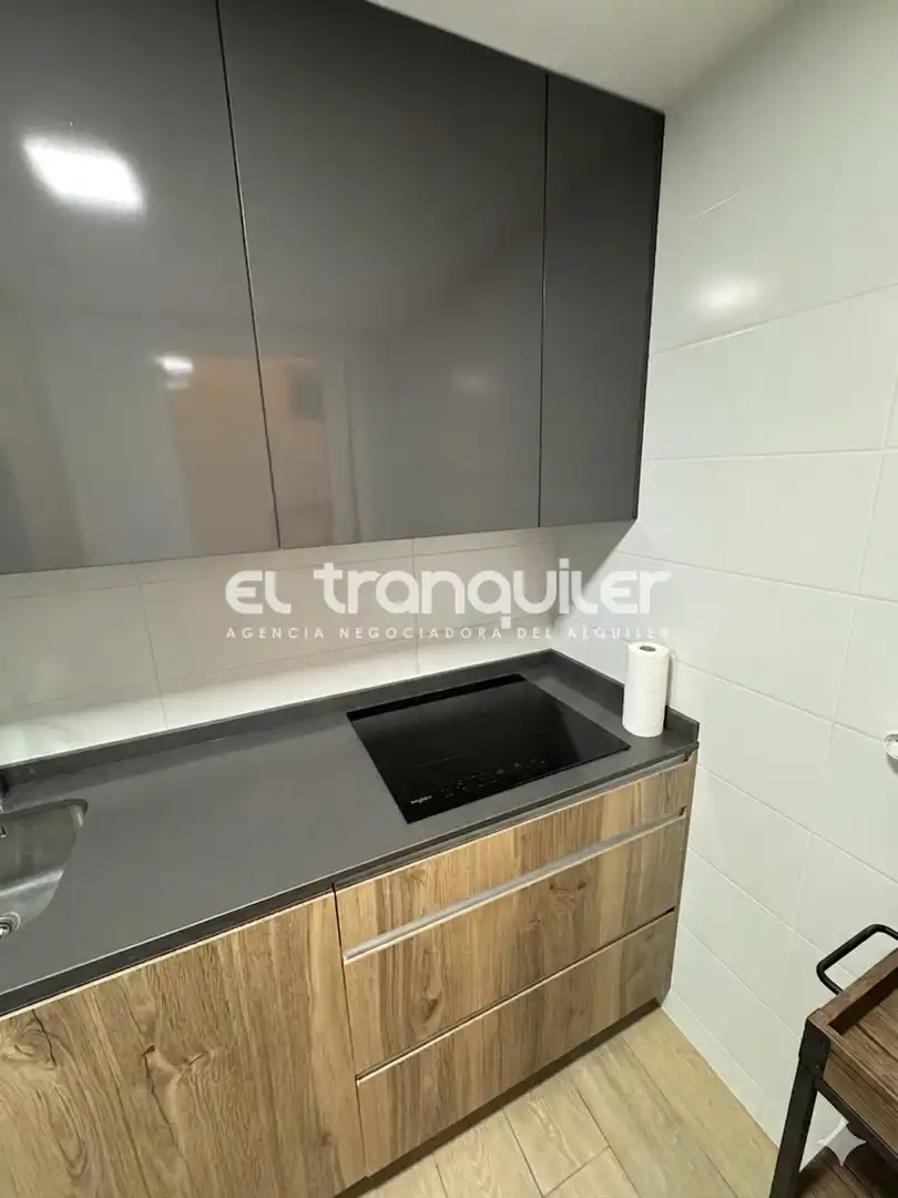 Kitchen of Flat for rent in Madrid  with Air Conditioner, Terrace and Storage room